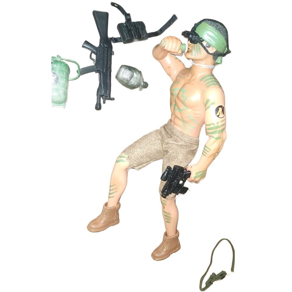 B - Vintage GI Joe Soldiers+ Accessories & Weapons B - Picture 9 of 15